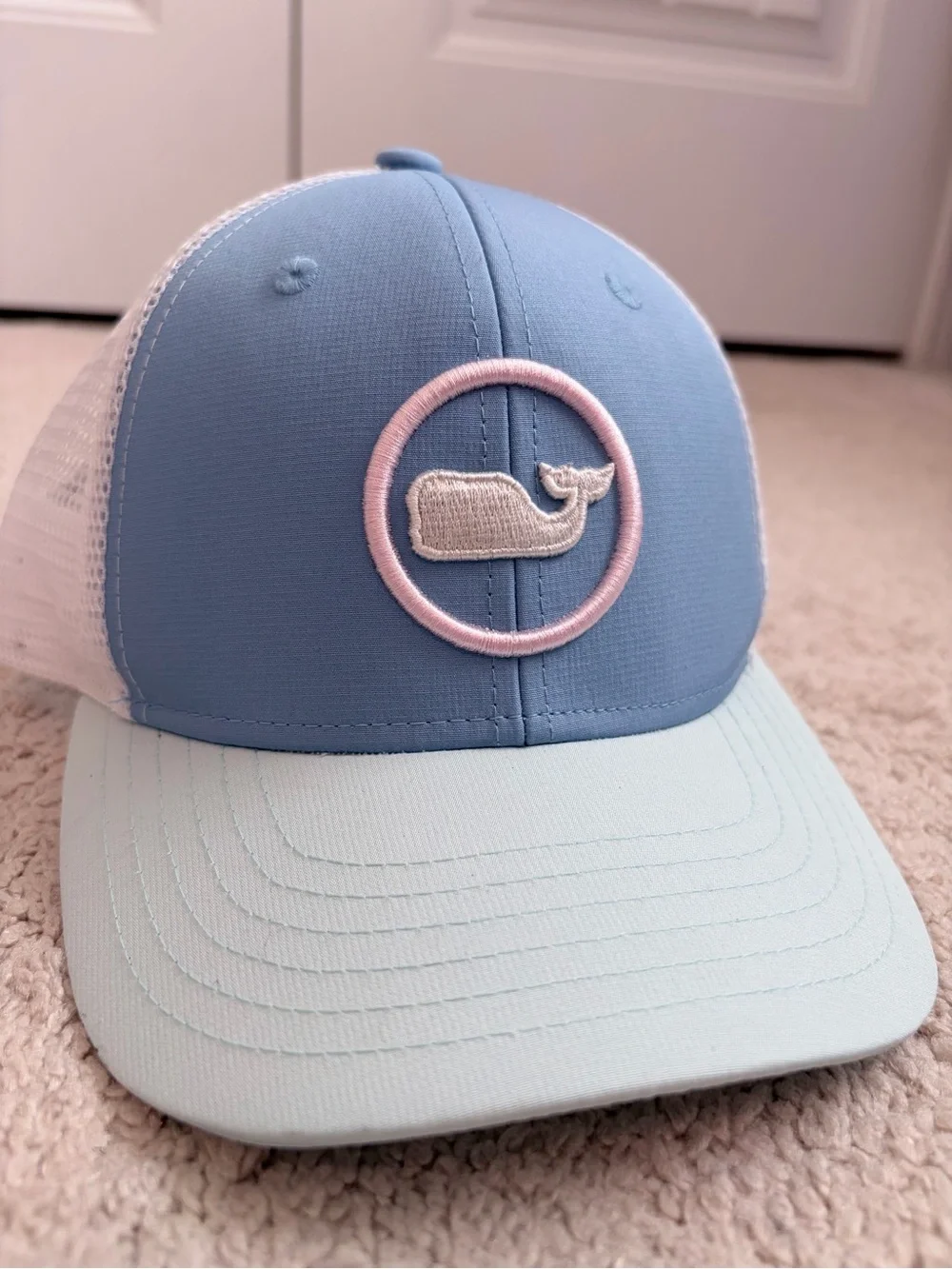 Vineyard Vines NWT Whale Dot Performance Trucker Hat Periwinkle Pink Unisex OS